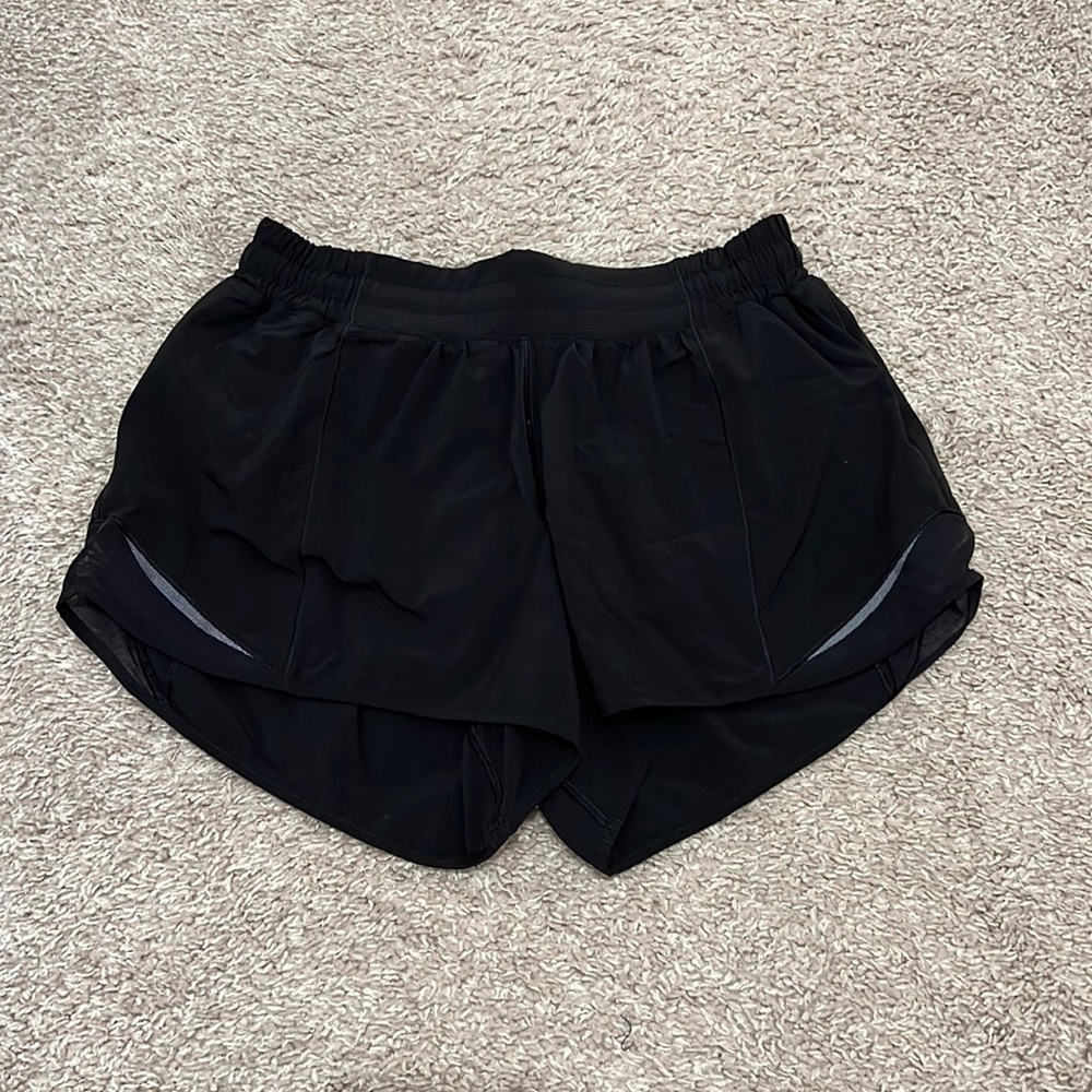 Lululemon hotty hot low-rise shorts